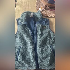L.L. Bean Women's Sherpa Fleece Vest - Green and Blue